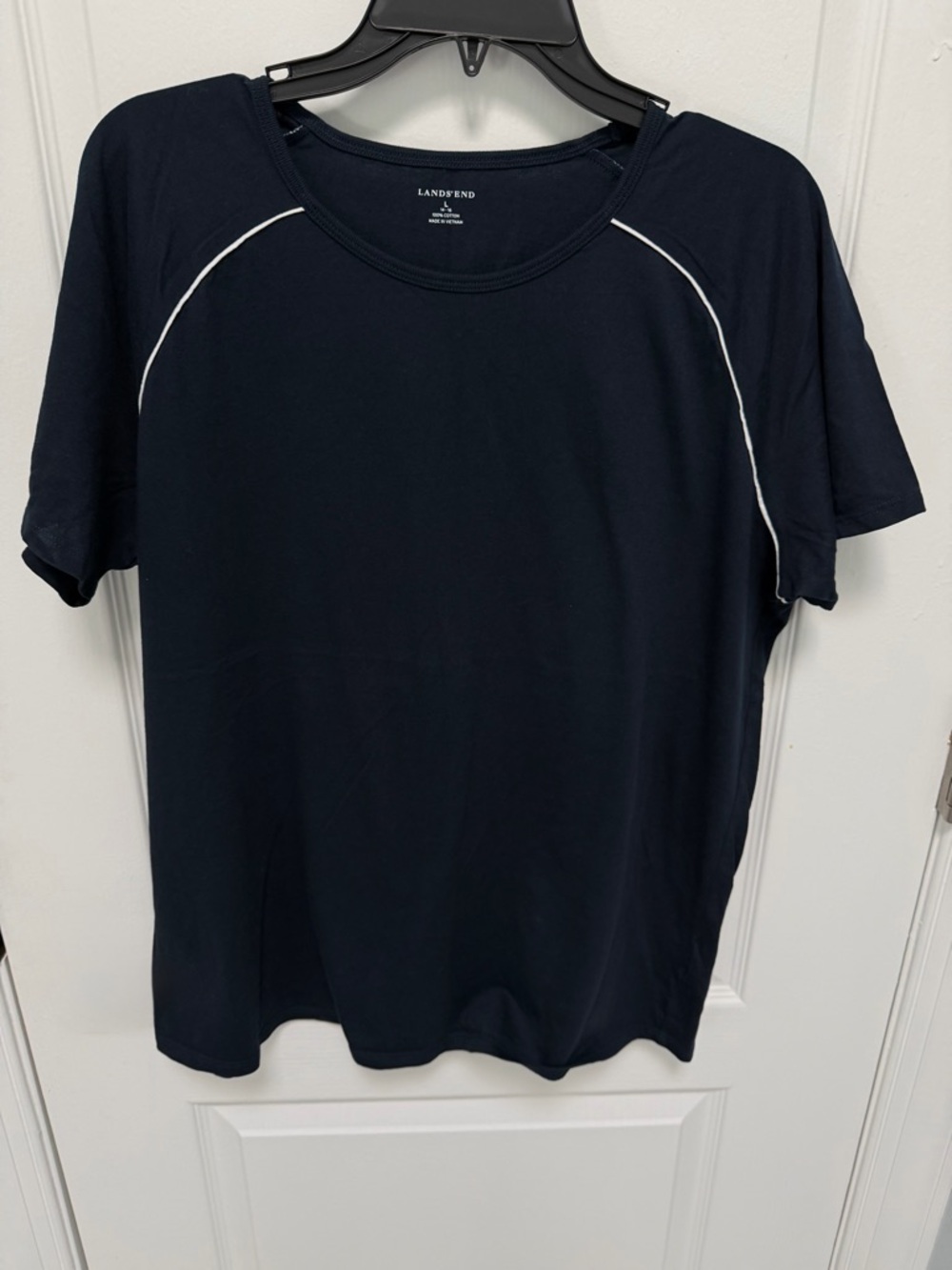 Lands' End Women's Navy Short-Sleeve Tee with White Piping, Size Large